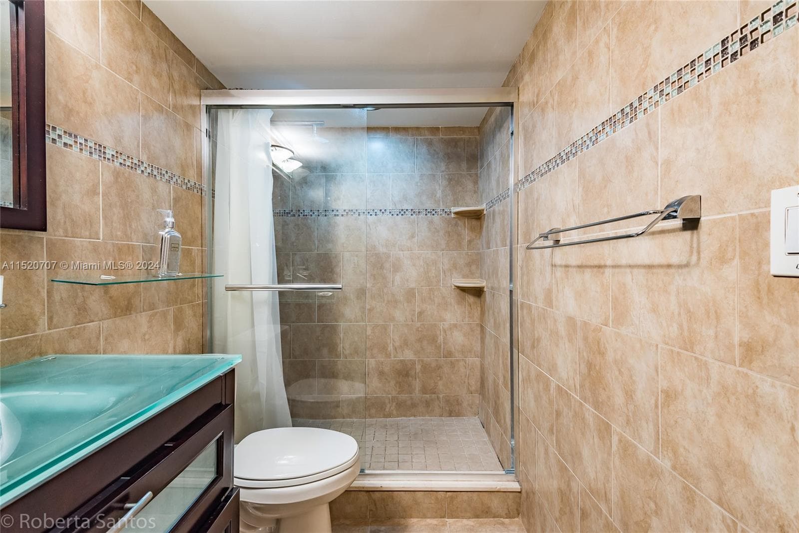 3180 S Ocean Dr 422 photo 19