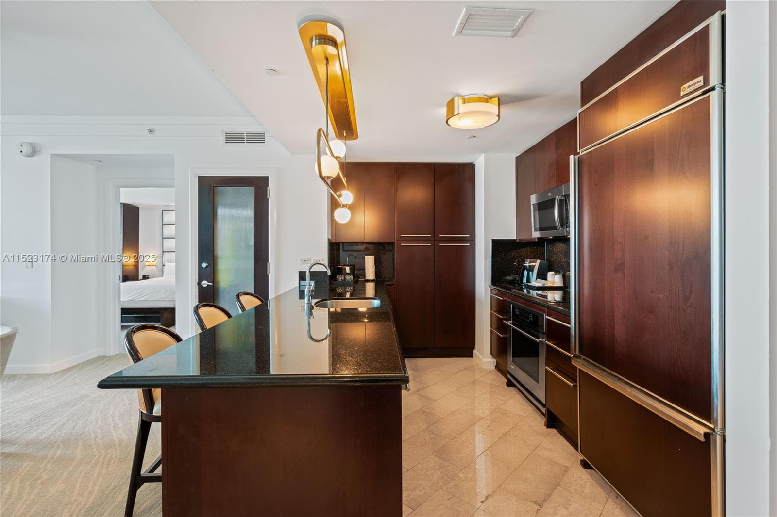4391 COLLINS AV 1007 photo 17