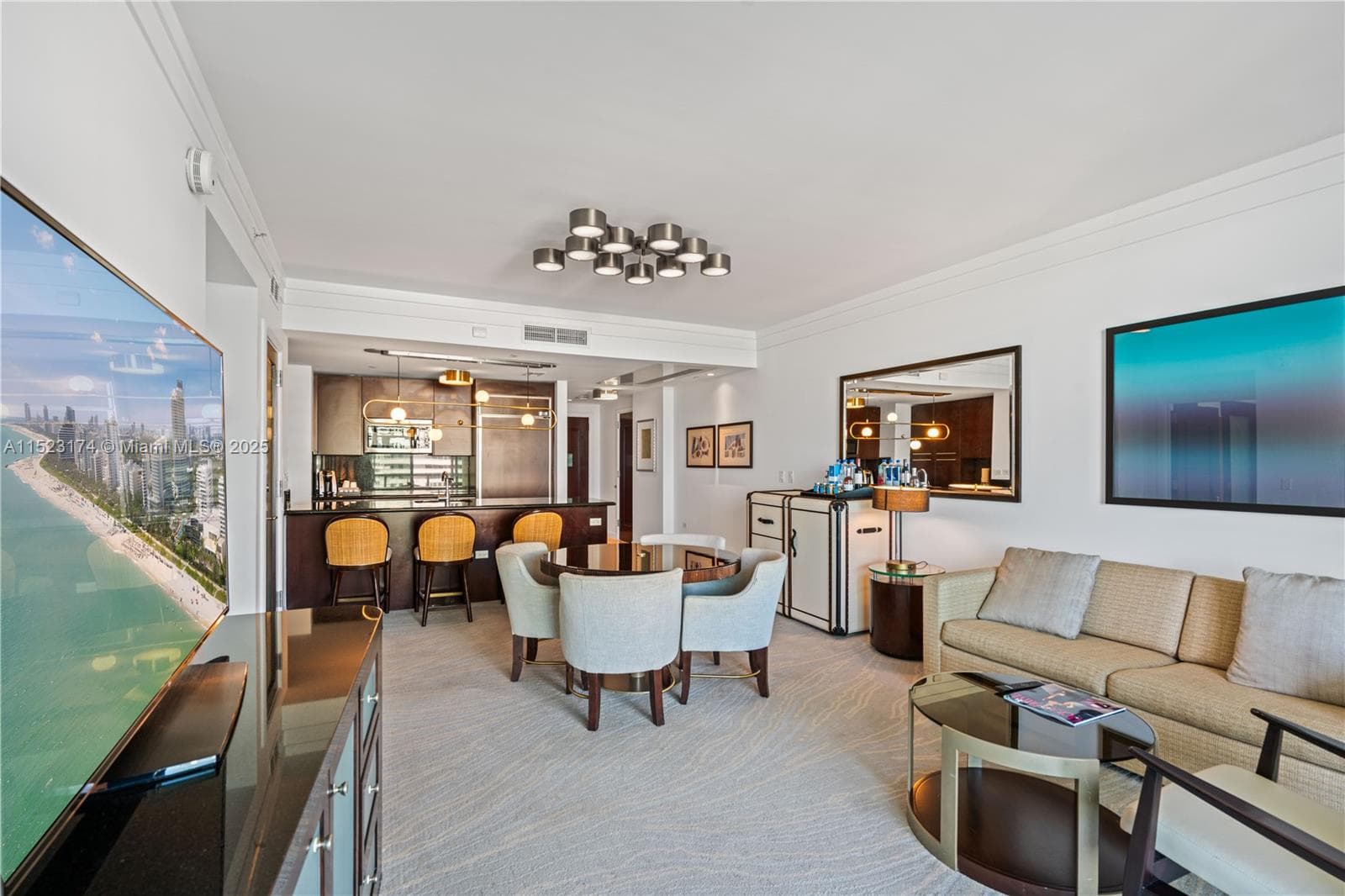 4391 COLLINS AV 1007 photo 11