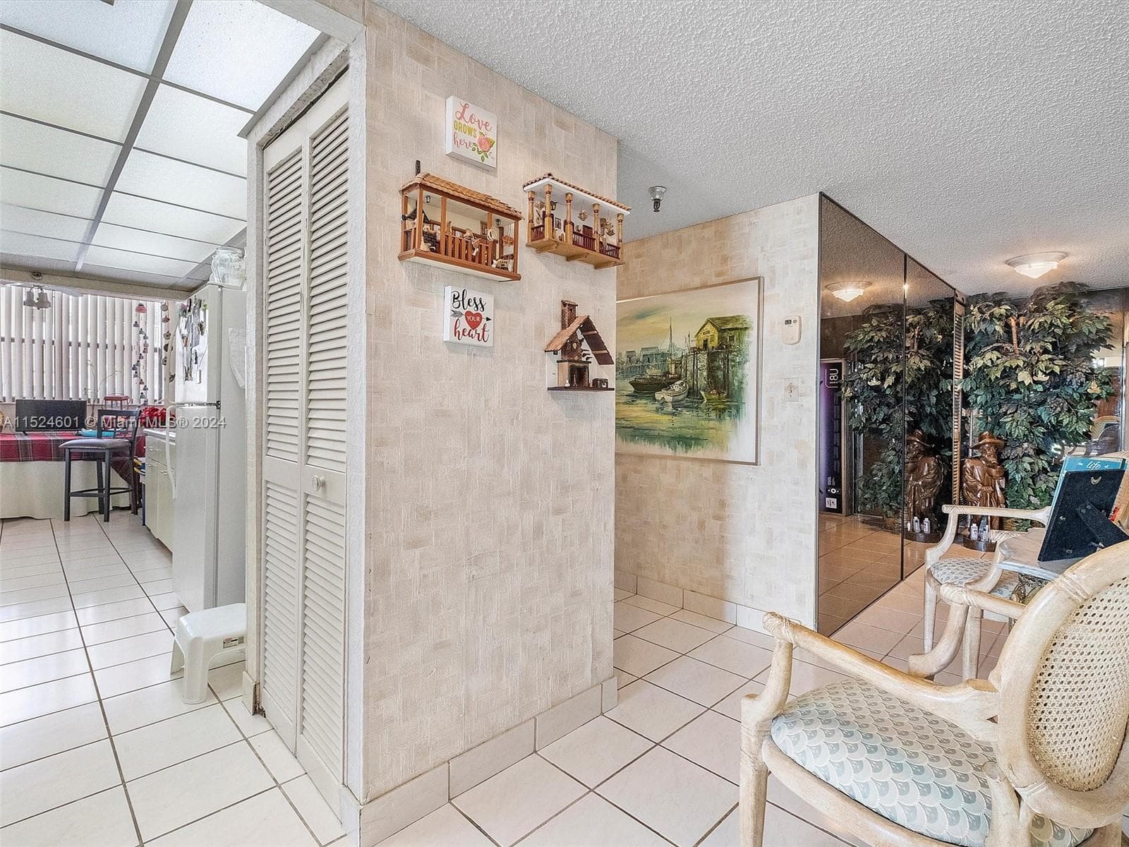 290 174th St 1809 photo 8