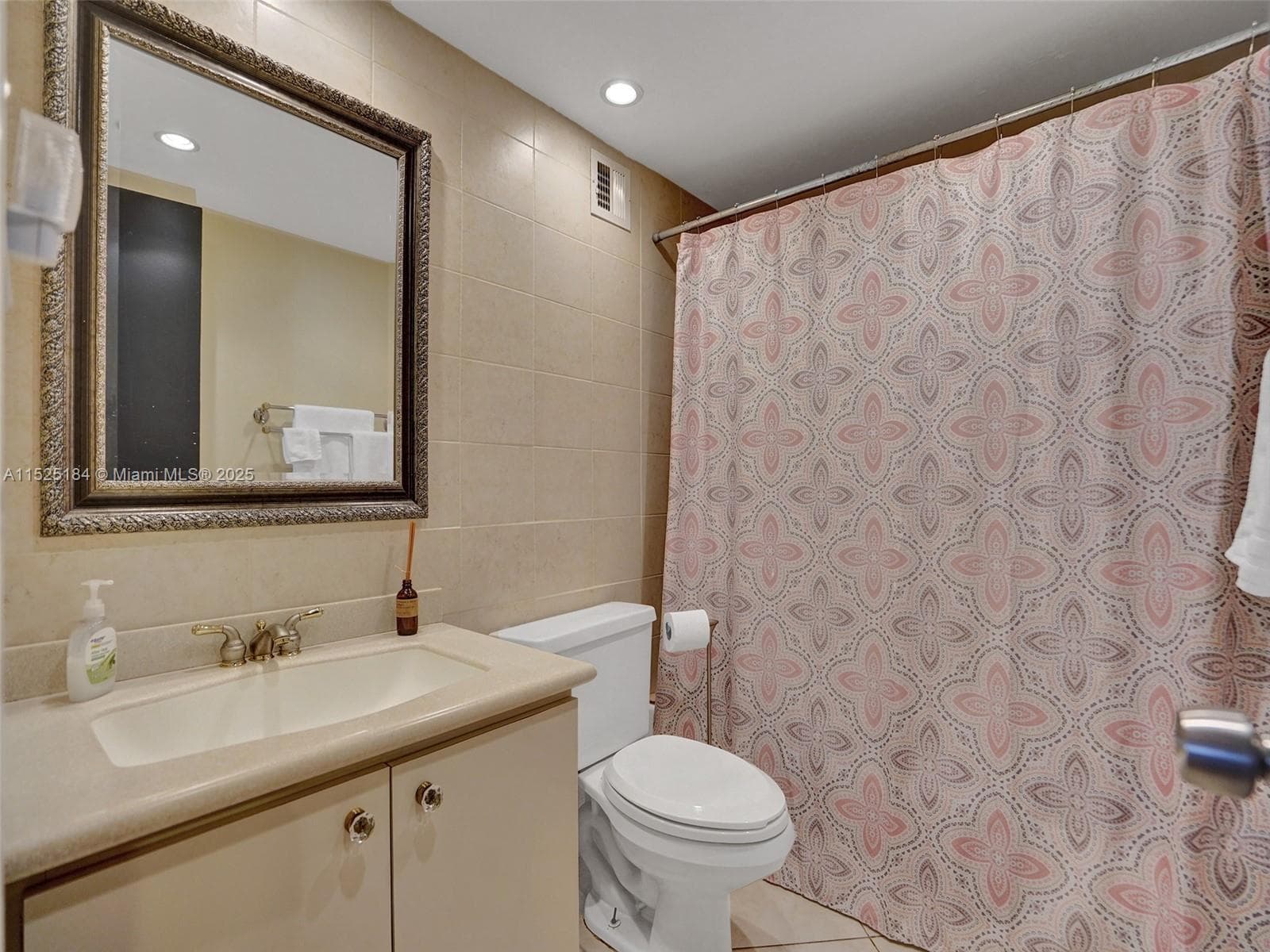 1600 Ocean Dr 12E photo 24