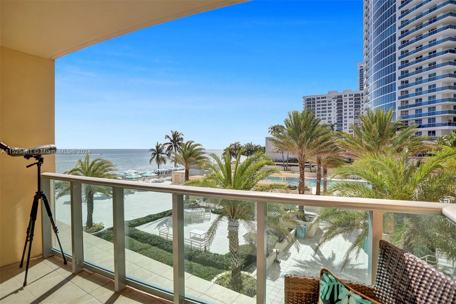 2501 S Ocean Dr (Avail. May 5th,2026) 314 photo 2