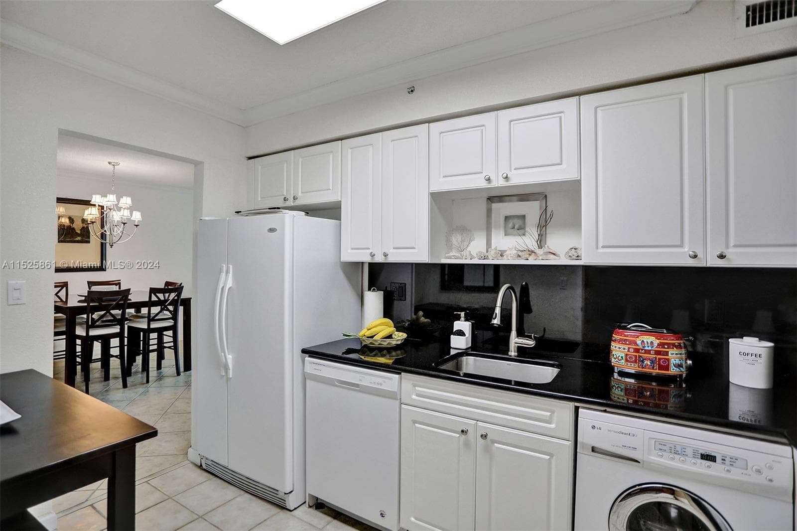 2501 S Ocean Dr (Avail. May 5th,2026) 314 photo 14