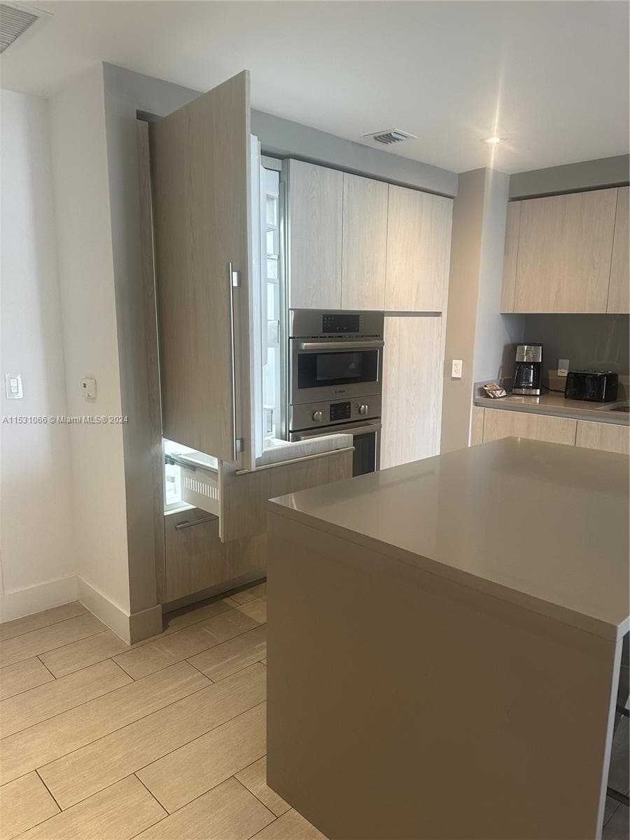 4010 S Ocean Dr R707 photo 21