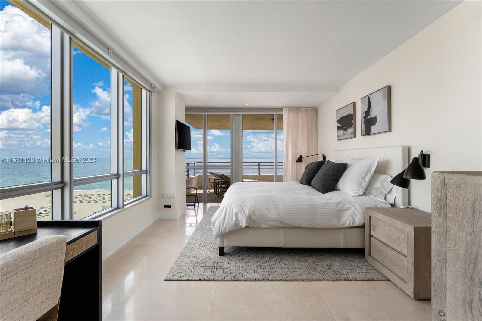 101 Ocean Dr 907 photo 13
