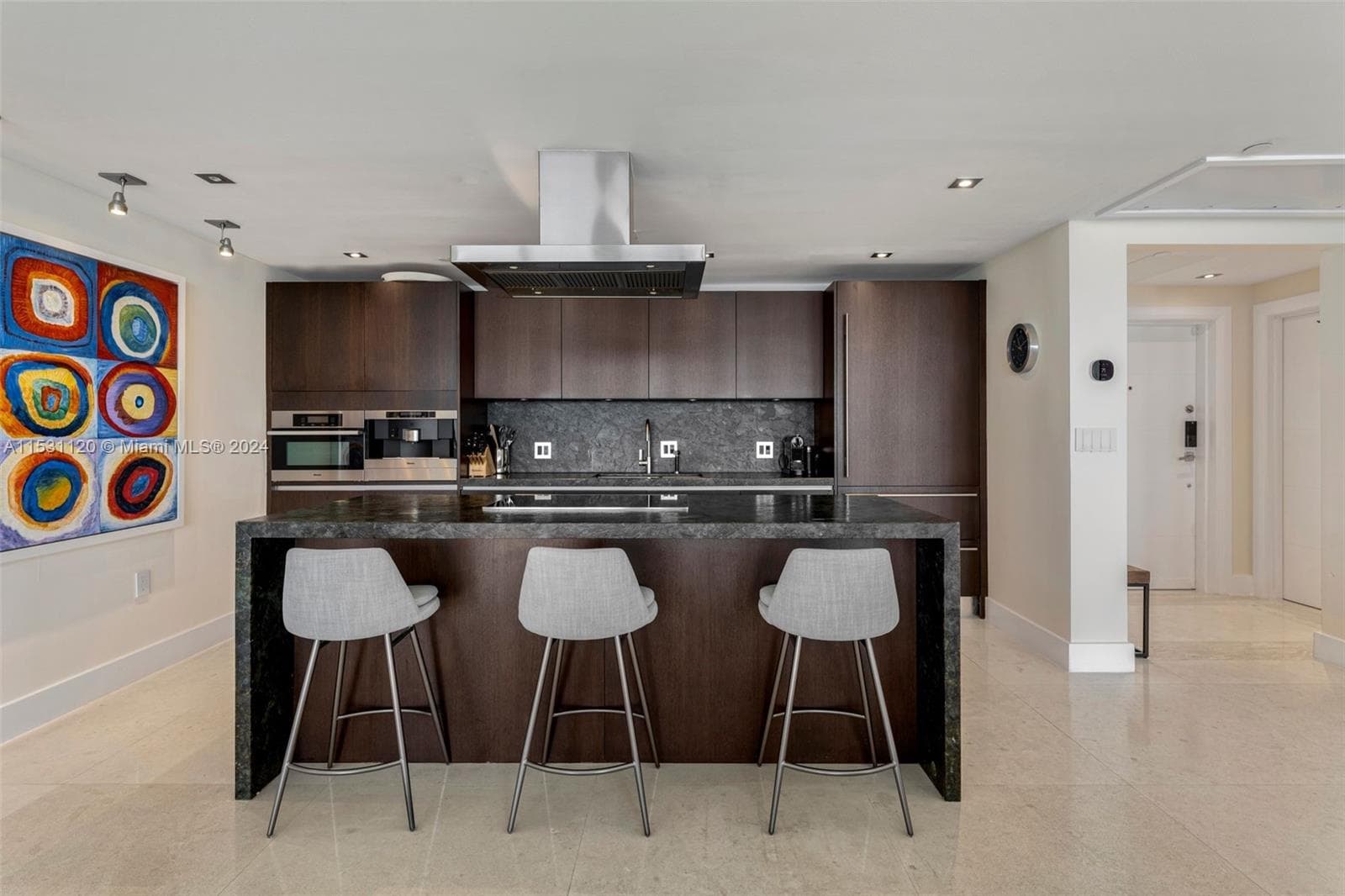 101 Ocean Dr 907 photo 11
