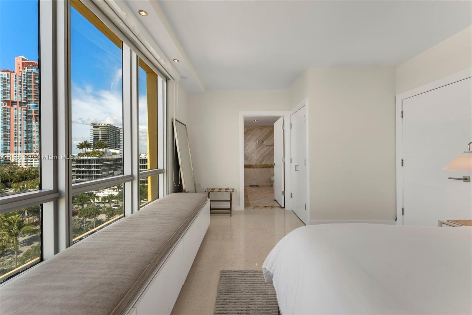 101 Ocean Dr 907 photo 19