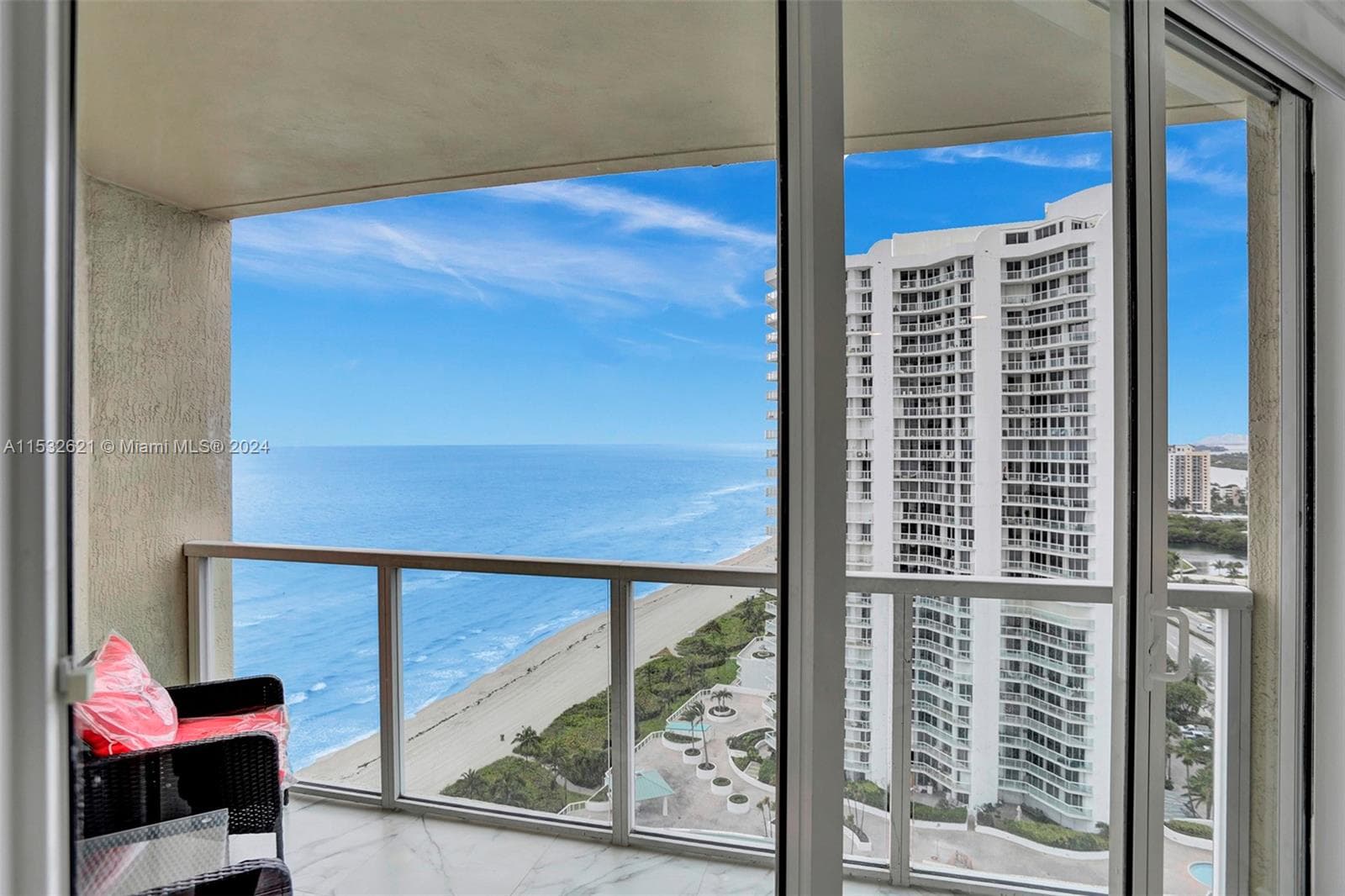 16699 Collins Ave 2209 photo 24
