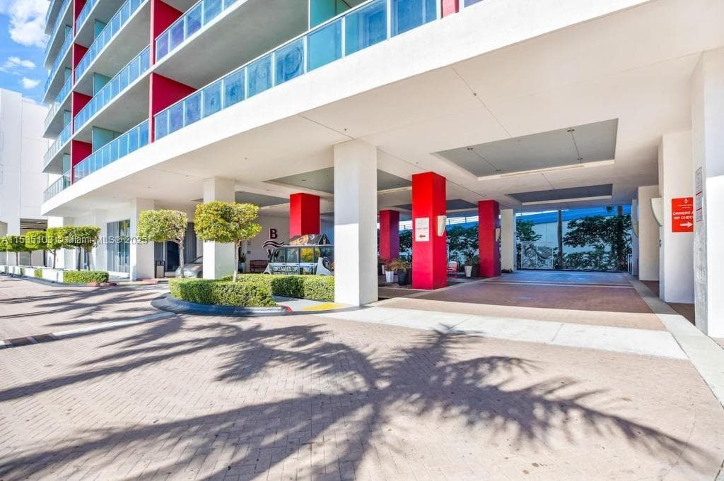 2600 E Hallandale Beach Blvd T3107 photo 14
