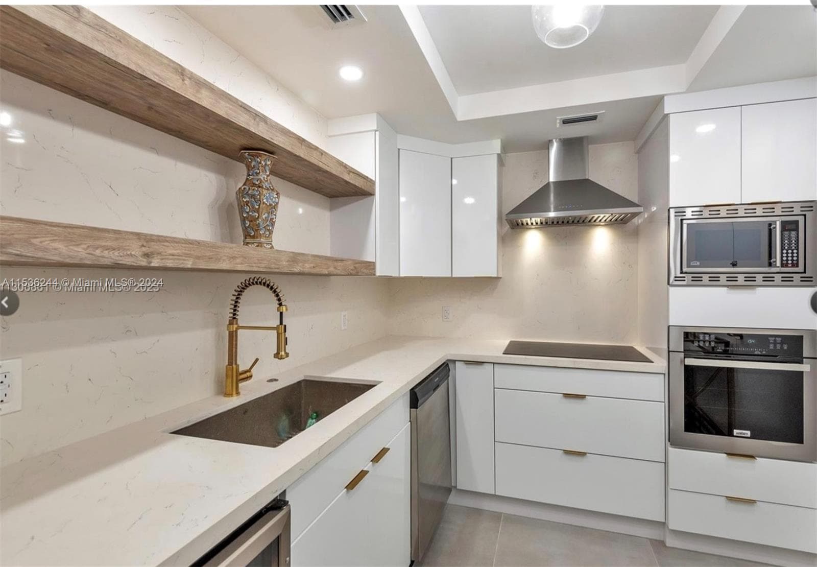 4001 Ocean Dr 9F photo 6