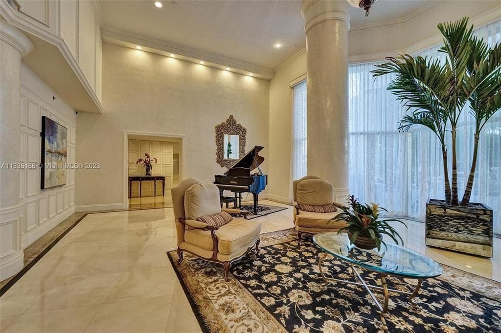 3530 Mystic Pointe Drive 910 photo 20