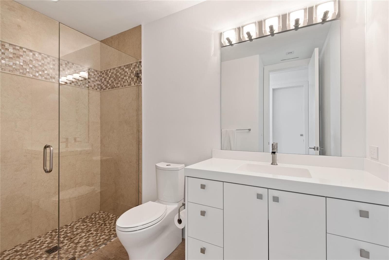 500 Isle Of Capri Drive photo 24