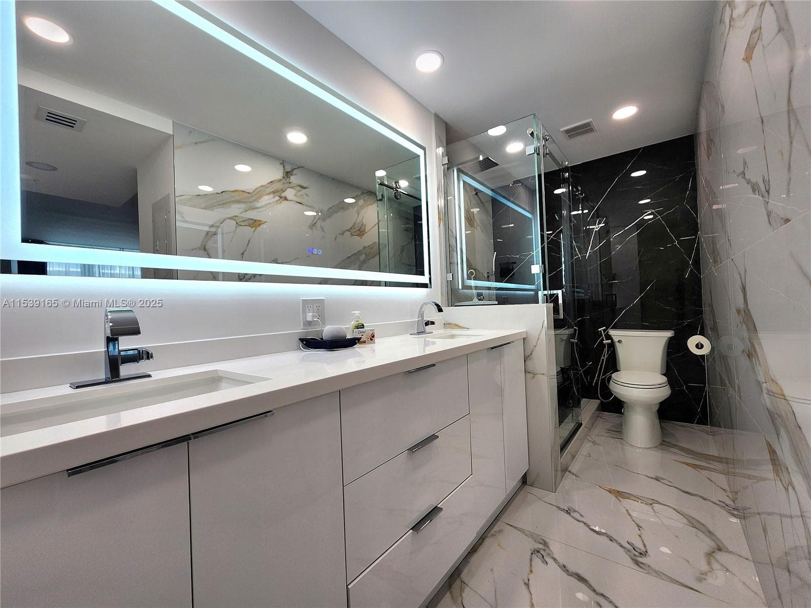 3505 S Ocean Dr 1509 photo 15