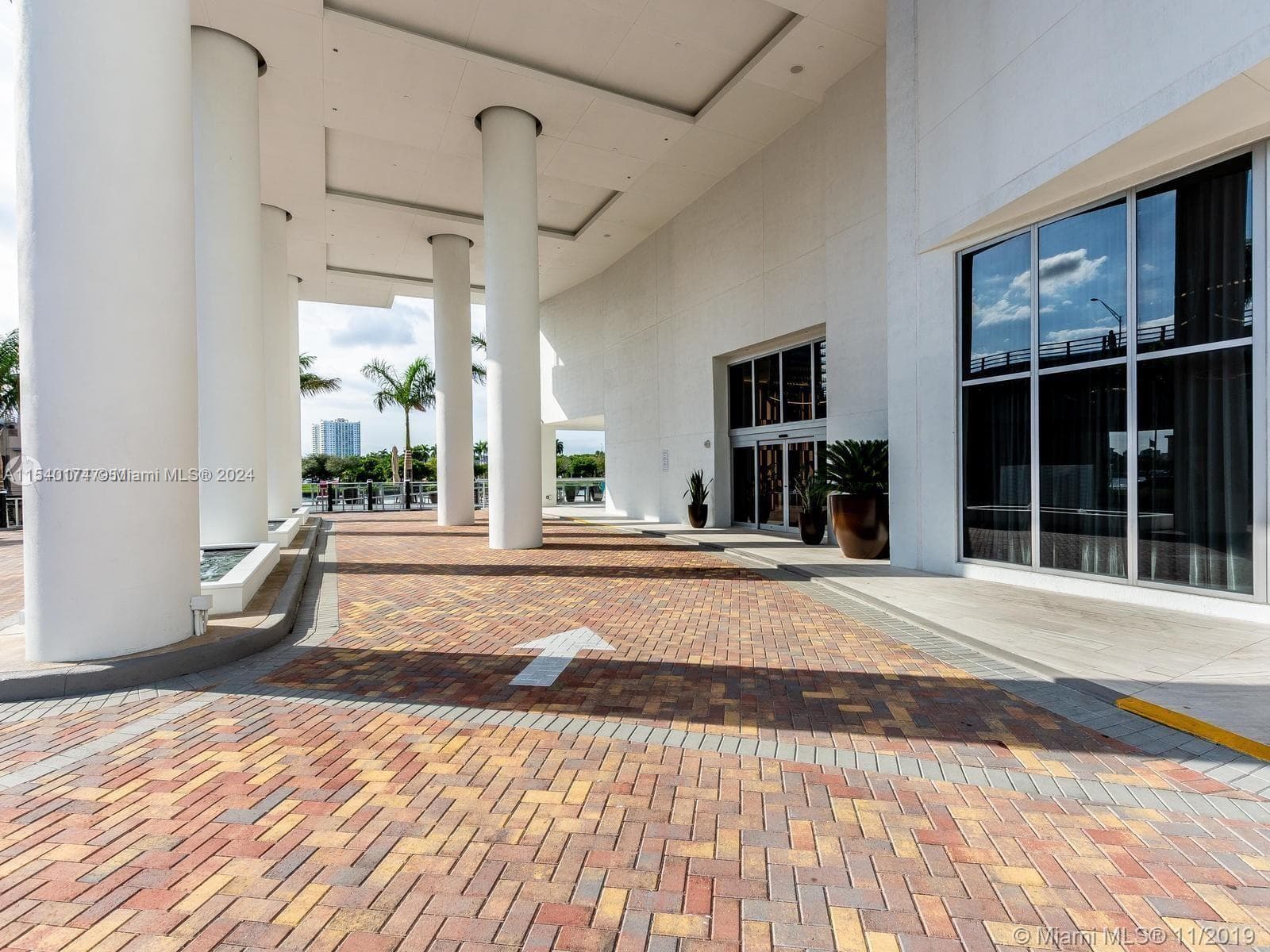 4010 S Ocean Dr R703 photo 14