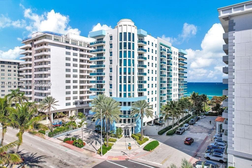9201 Collins Ave 1023 photo 1