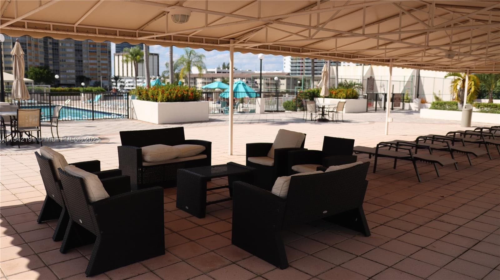 1865 S Ocean Dr 4F photo 22