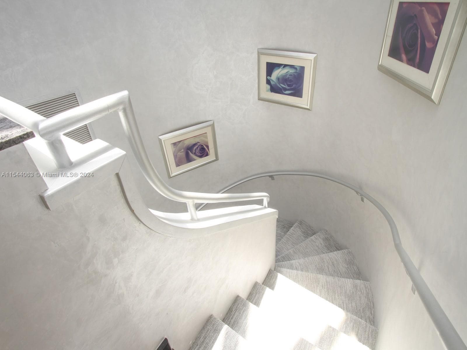 2000 Island Blvd PH 7 photo 15