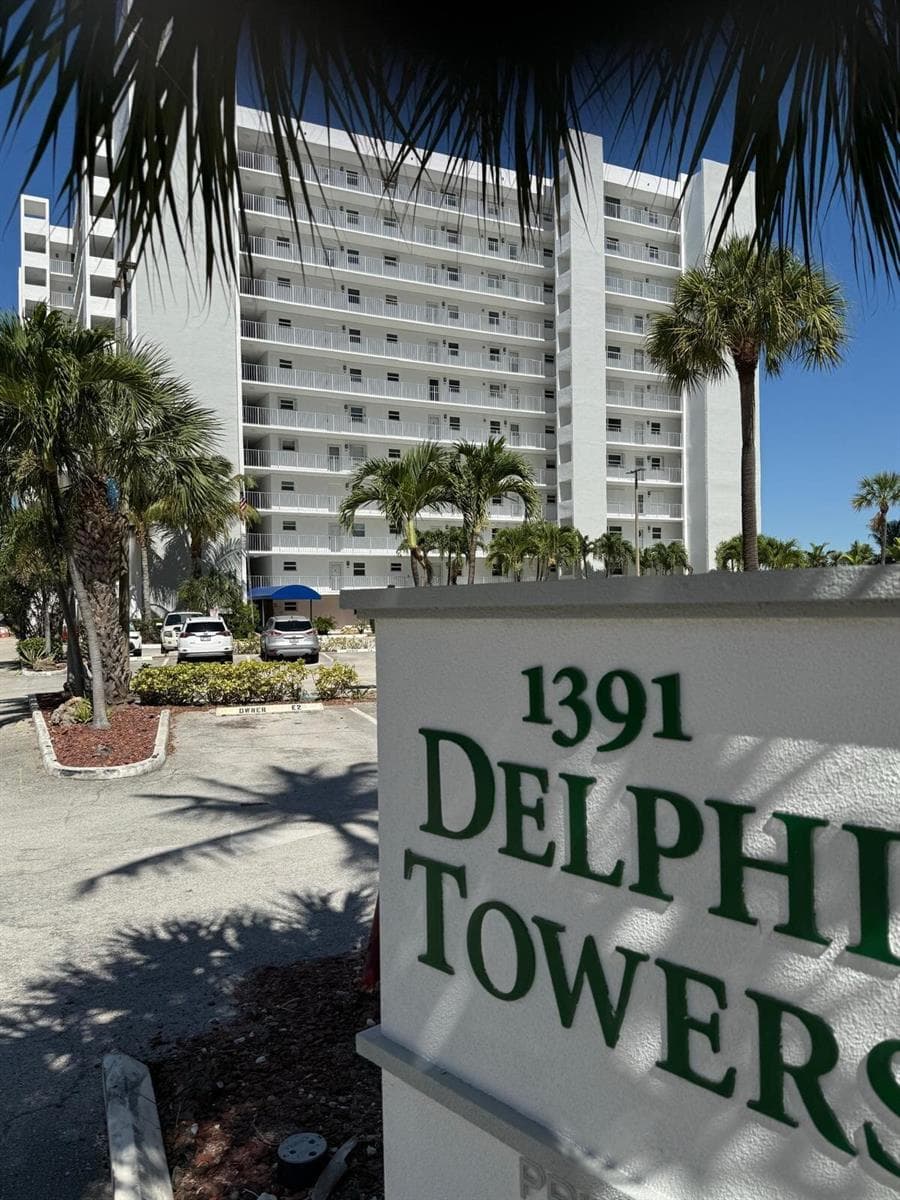 1391 S Ocean Boulevard 308 photo 1