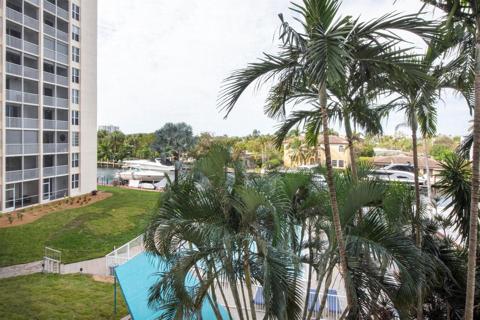 1391 S Ocean Boulevard 308 photo 19