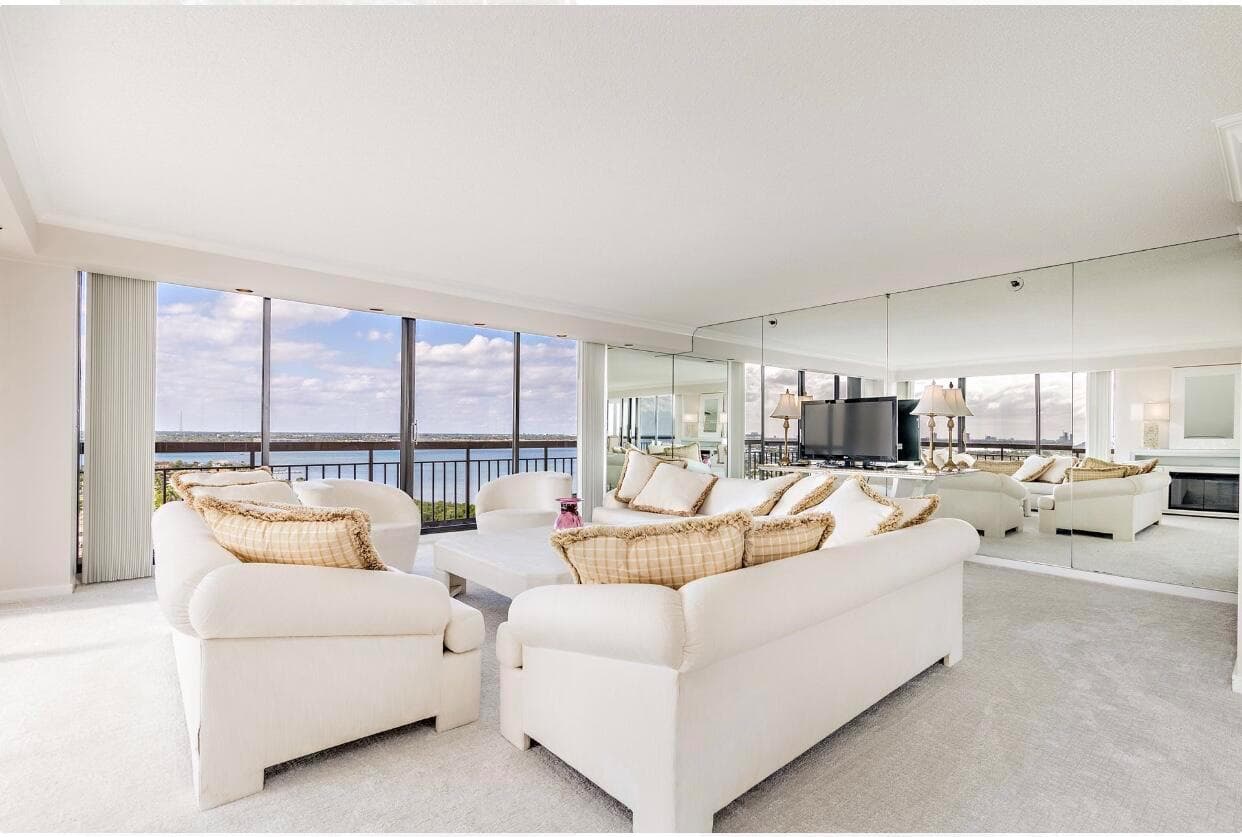 4100 N Ocean Drive 1704 photo 3