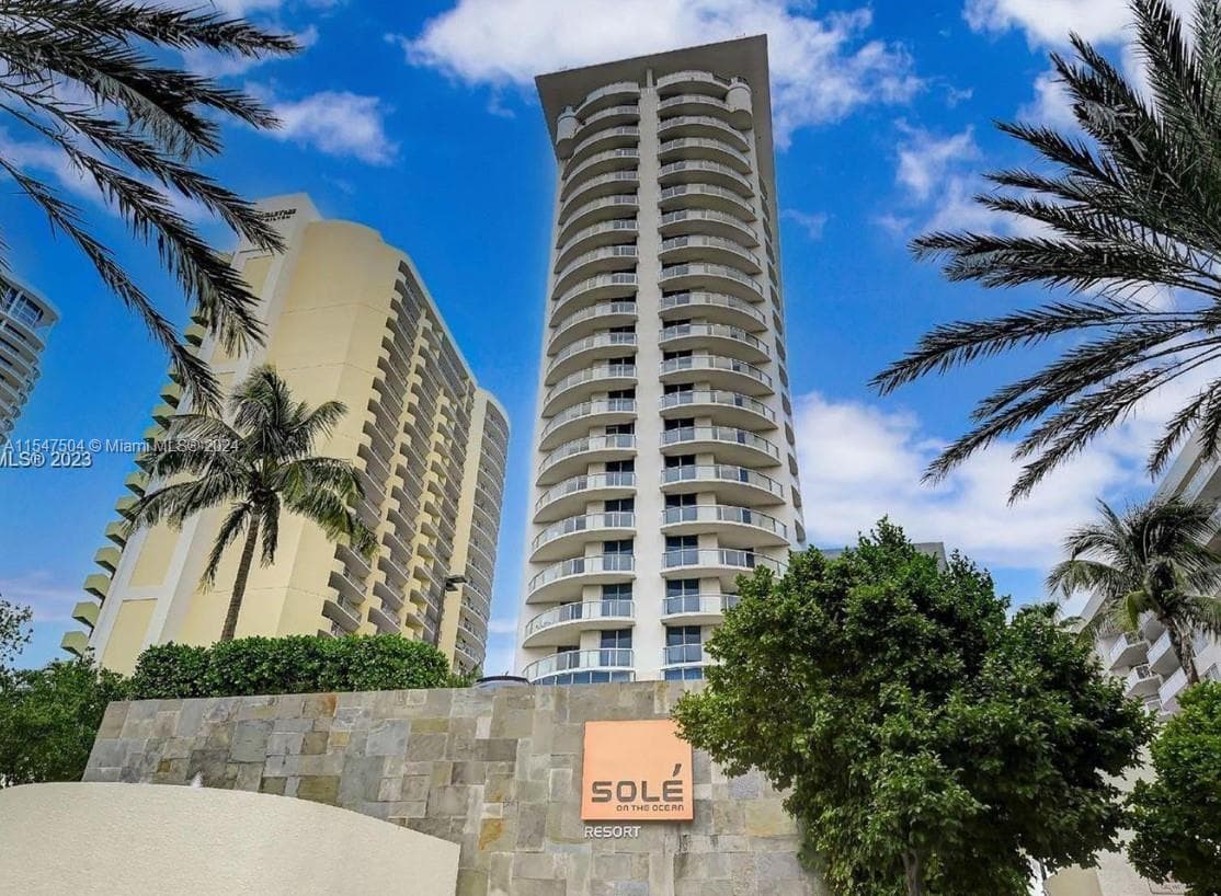 17315 Collins Ave 1105 photo 10