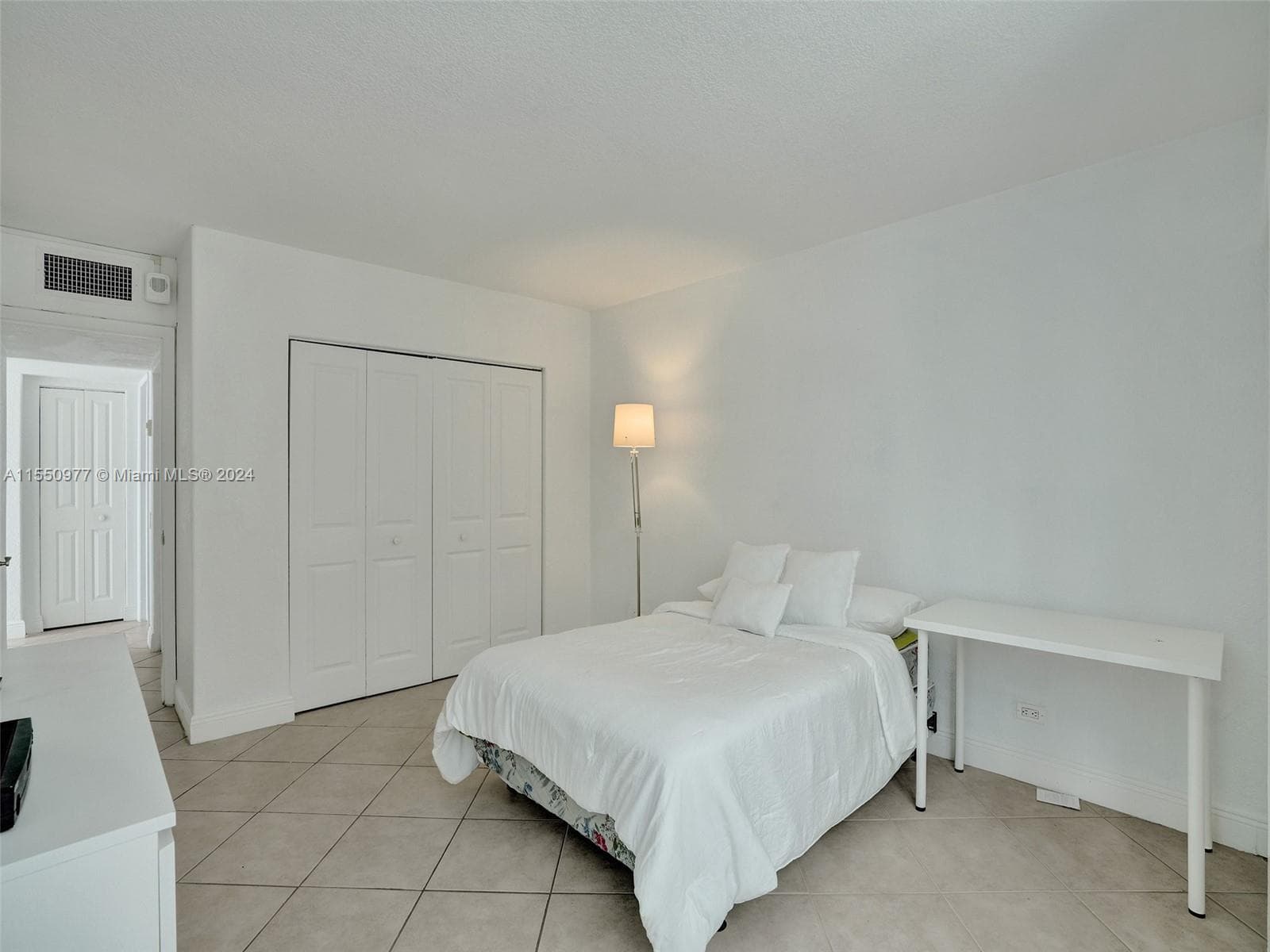 5005 Collins Ave 725 photo 22