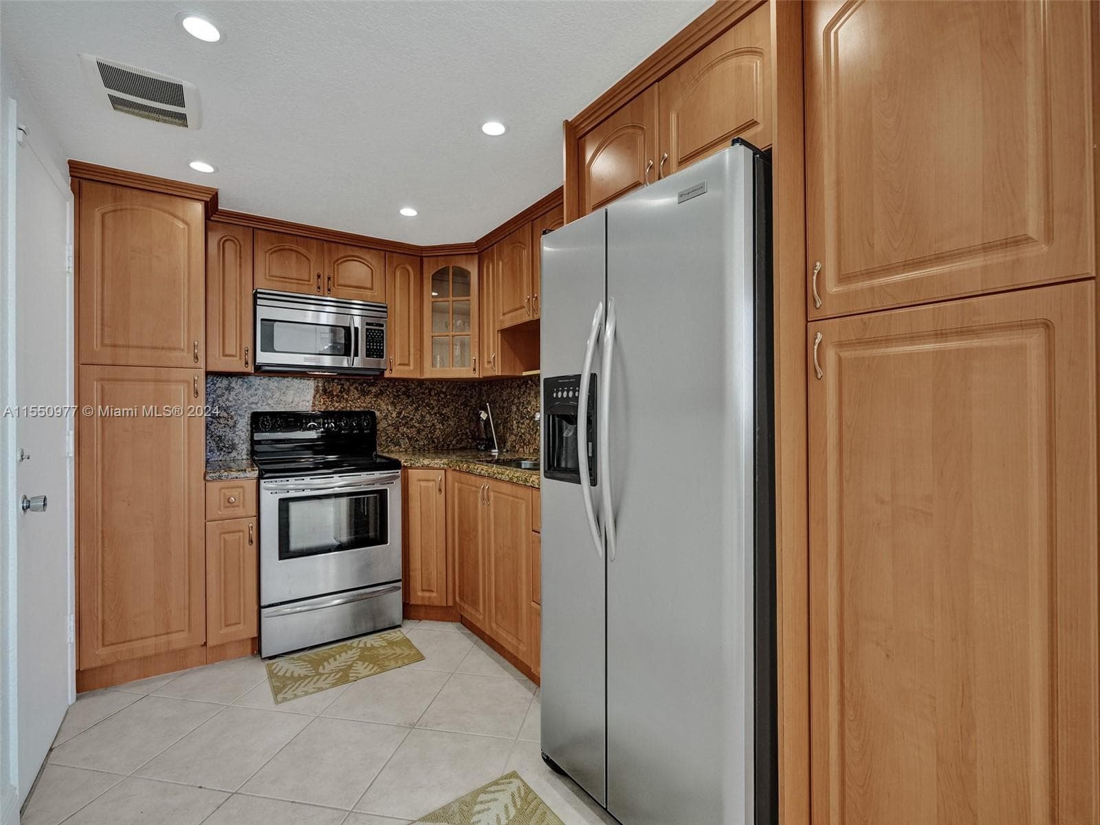 5005 Collins Ave 725 photo 8