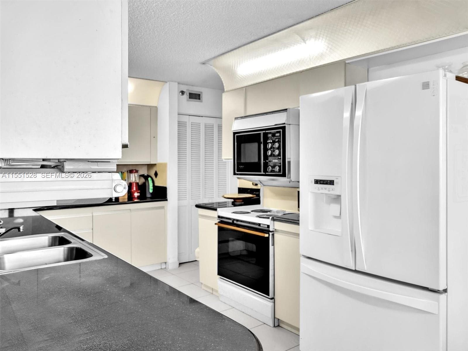 1201 S Ocean Dr 1112N photo 25