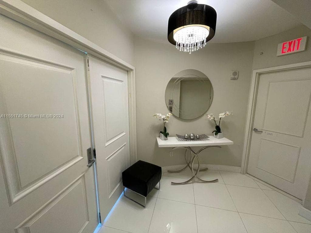 3101 S OCEAN DR 2003 photo 11