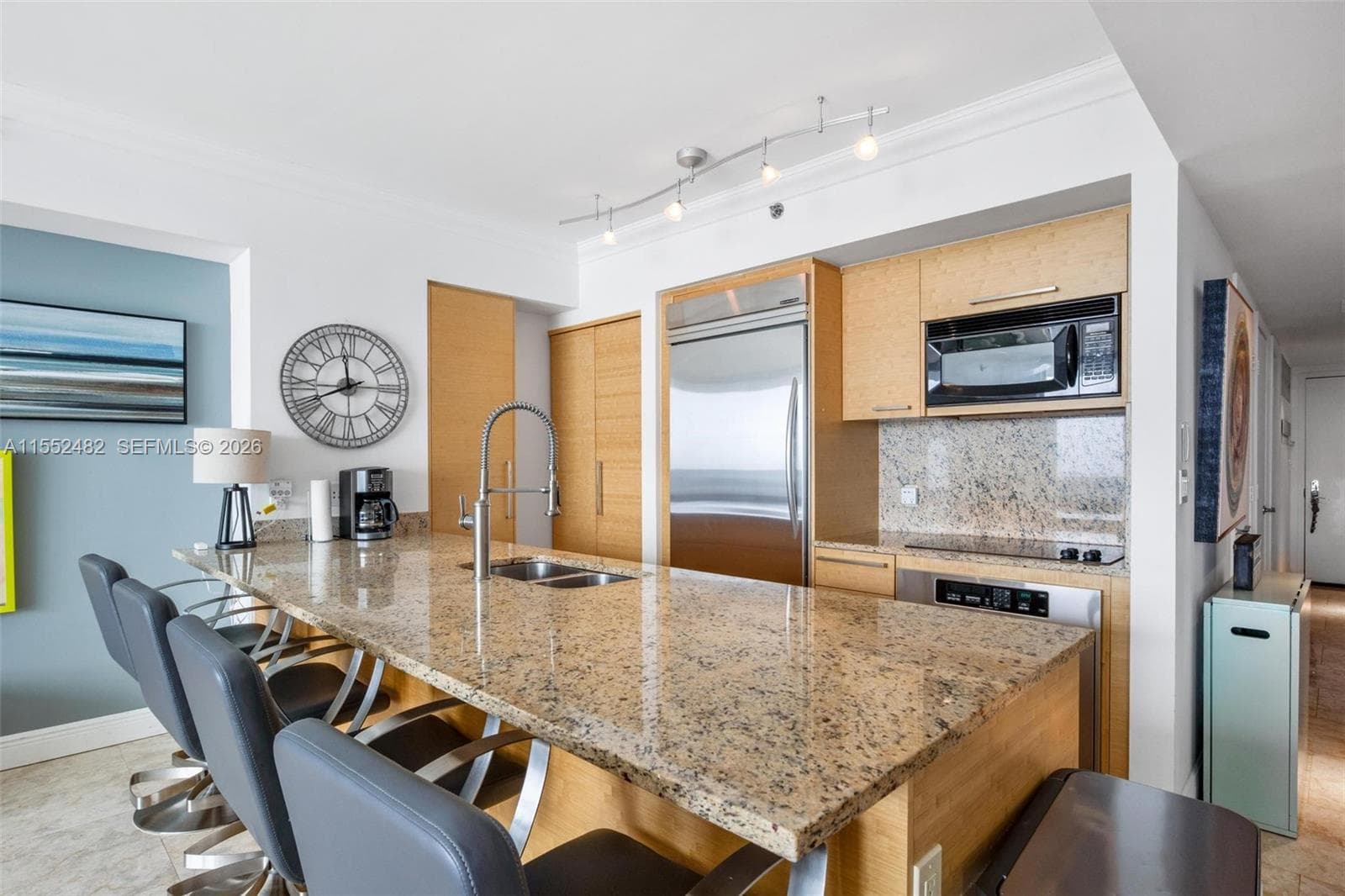 1830 S Ocean Dr 5005 photo 6