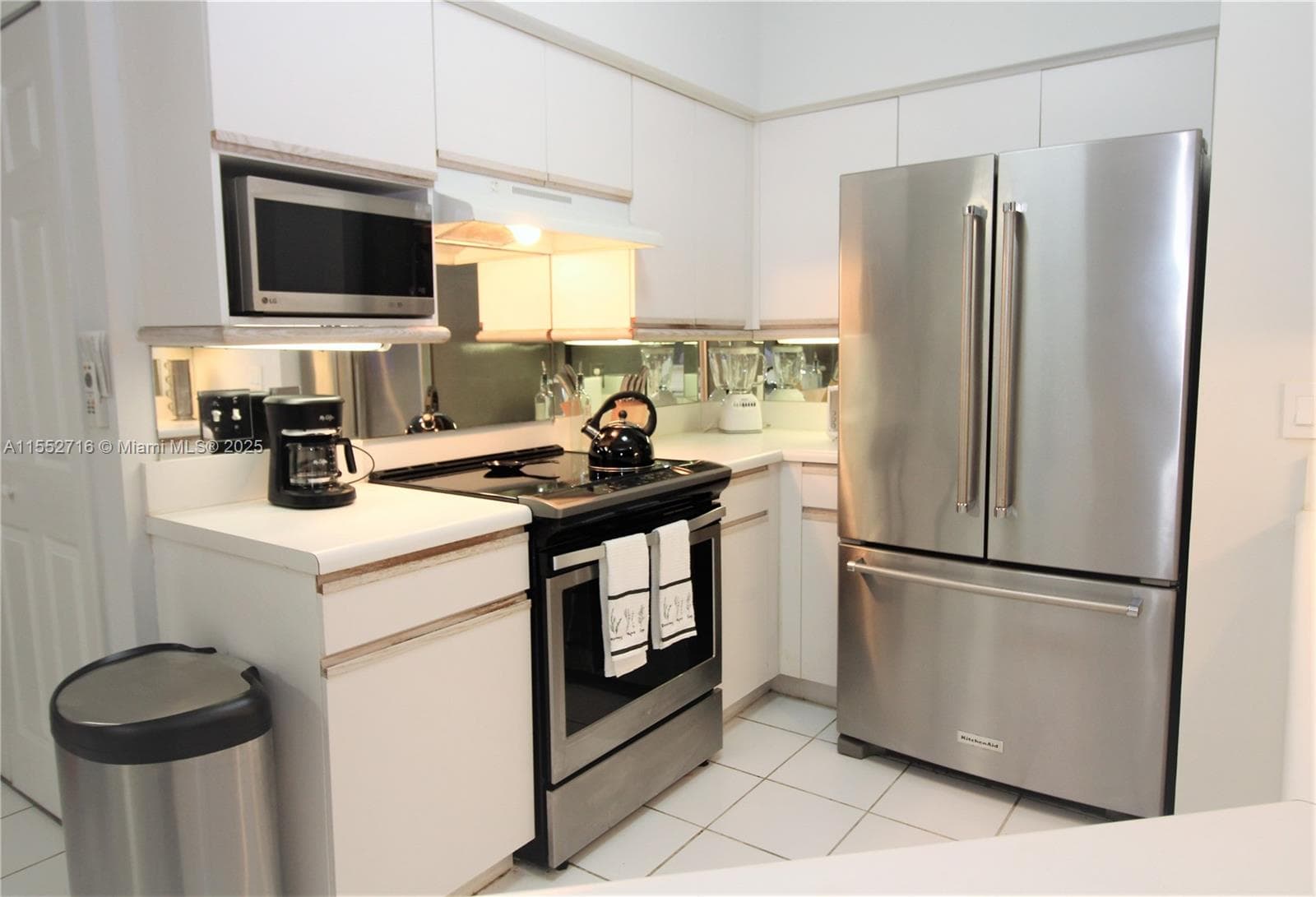 3255 NE 184th St 12311 photo 7