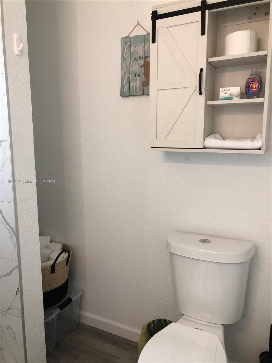 10877 Overseas Hwy 38 photo 8