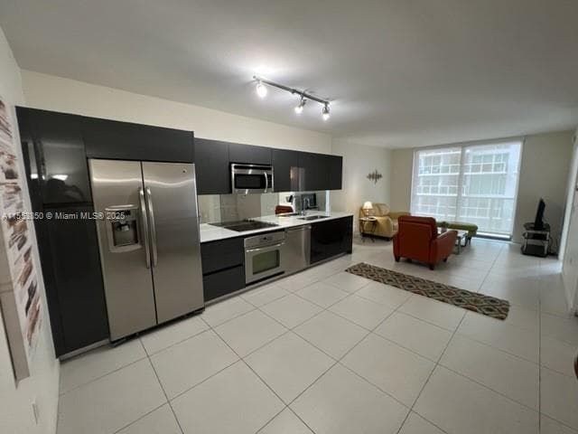 31 SE 6th St 1606 photo 5