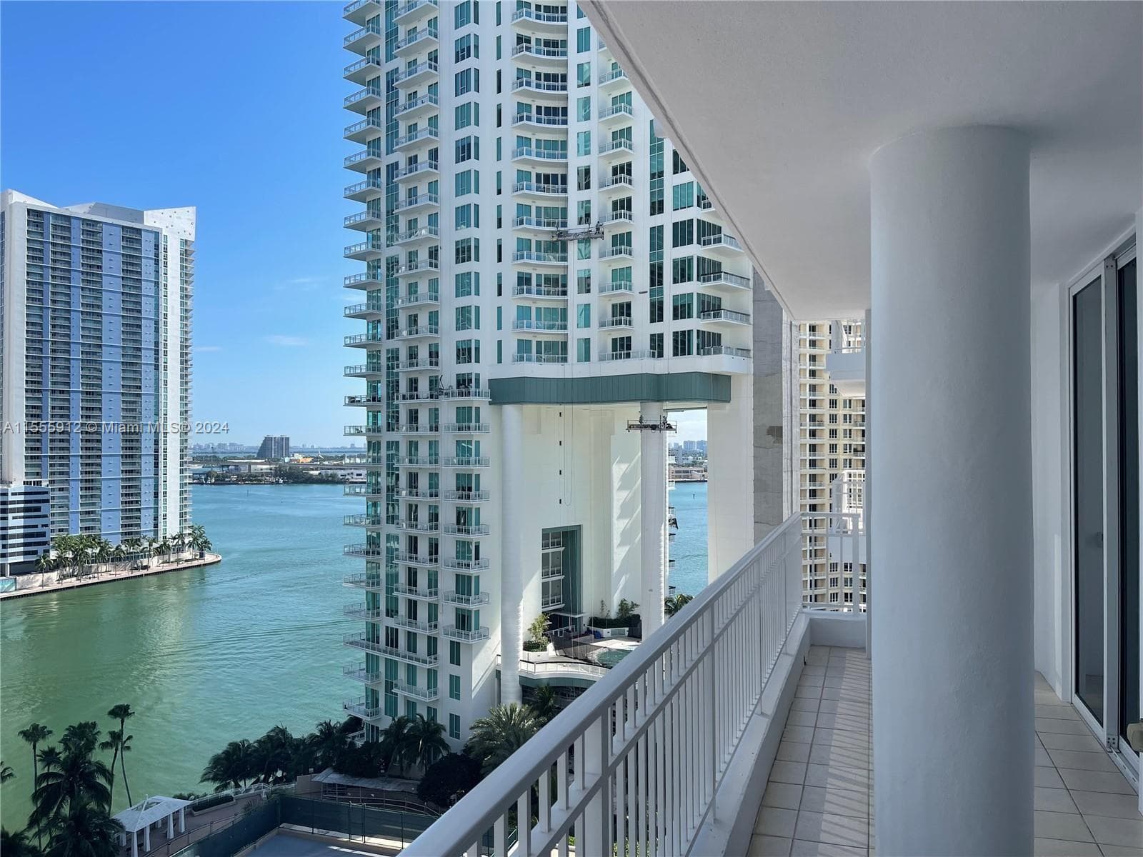 801 Brickell Key Blvd 1610 photo 1
