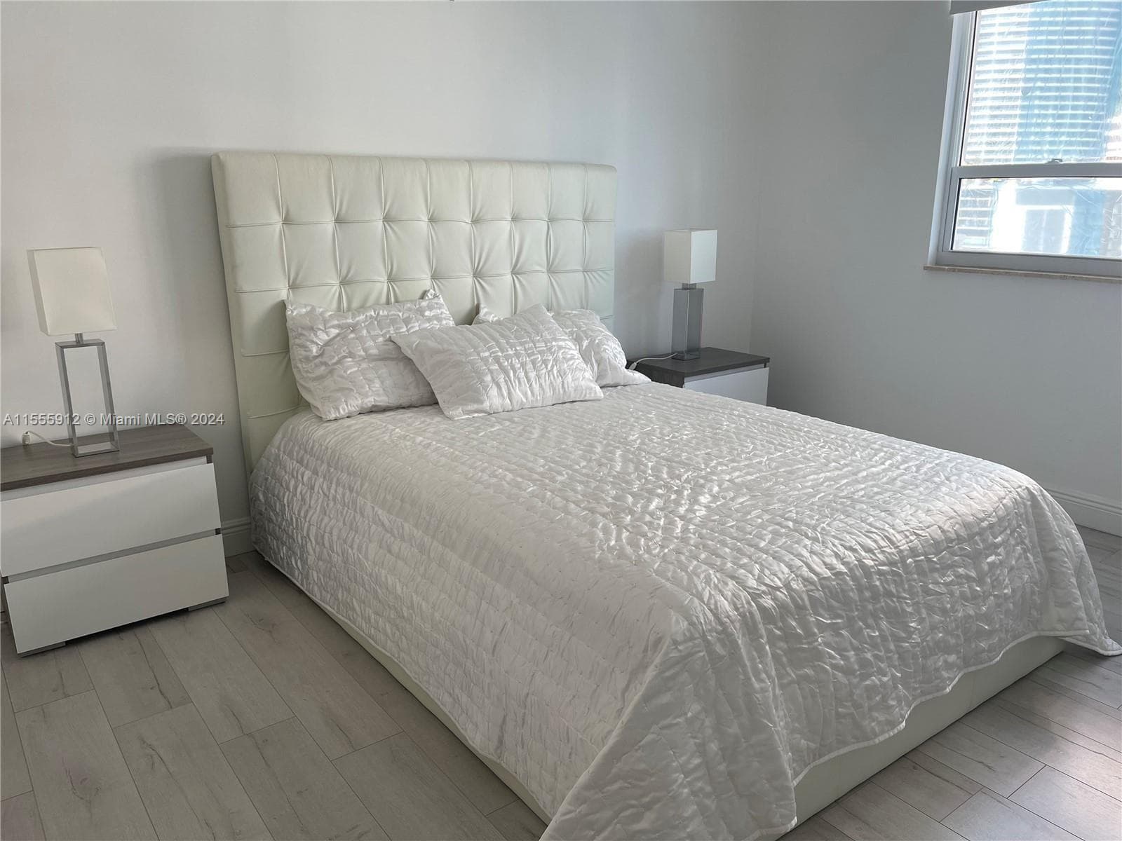 801 Brickell Key Blvd 1610 photo 9