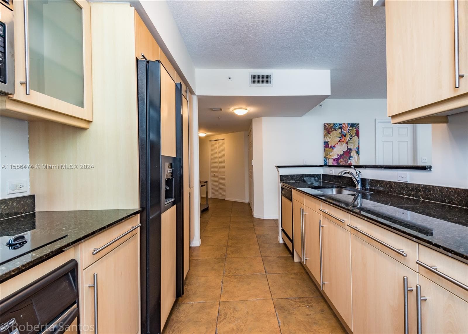 2080 Ocean Dr 602 photo 18