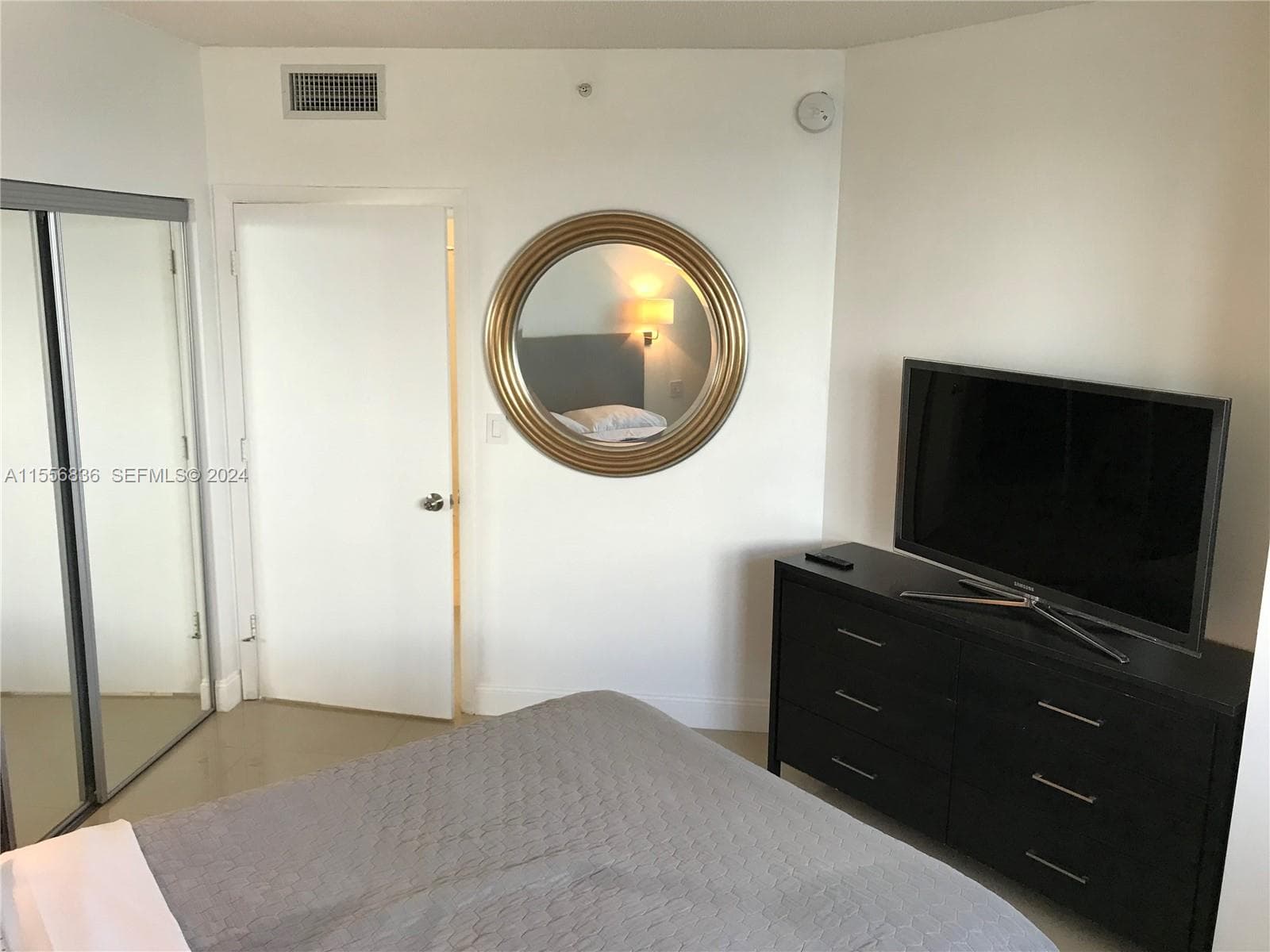 17375 Collins Ave 1708 photo 6