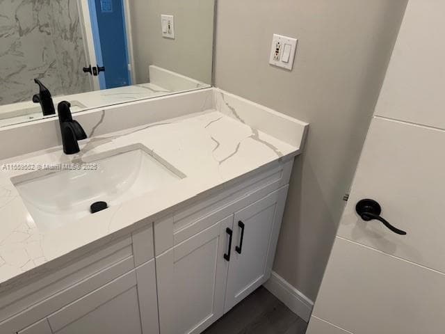 5401 Collins Ave 209 photo 24