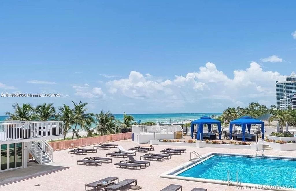 5401 Collins Ave 209 photo 8