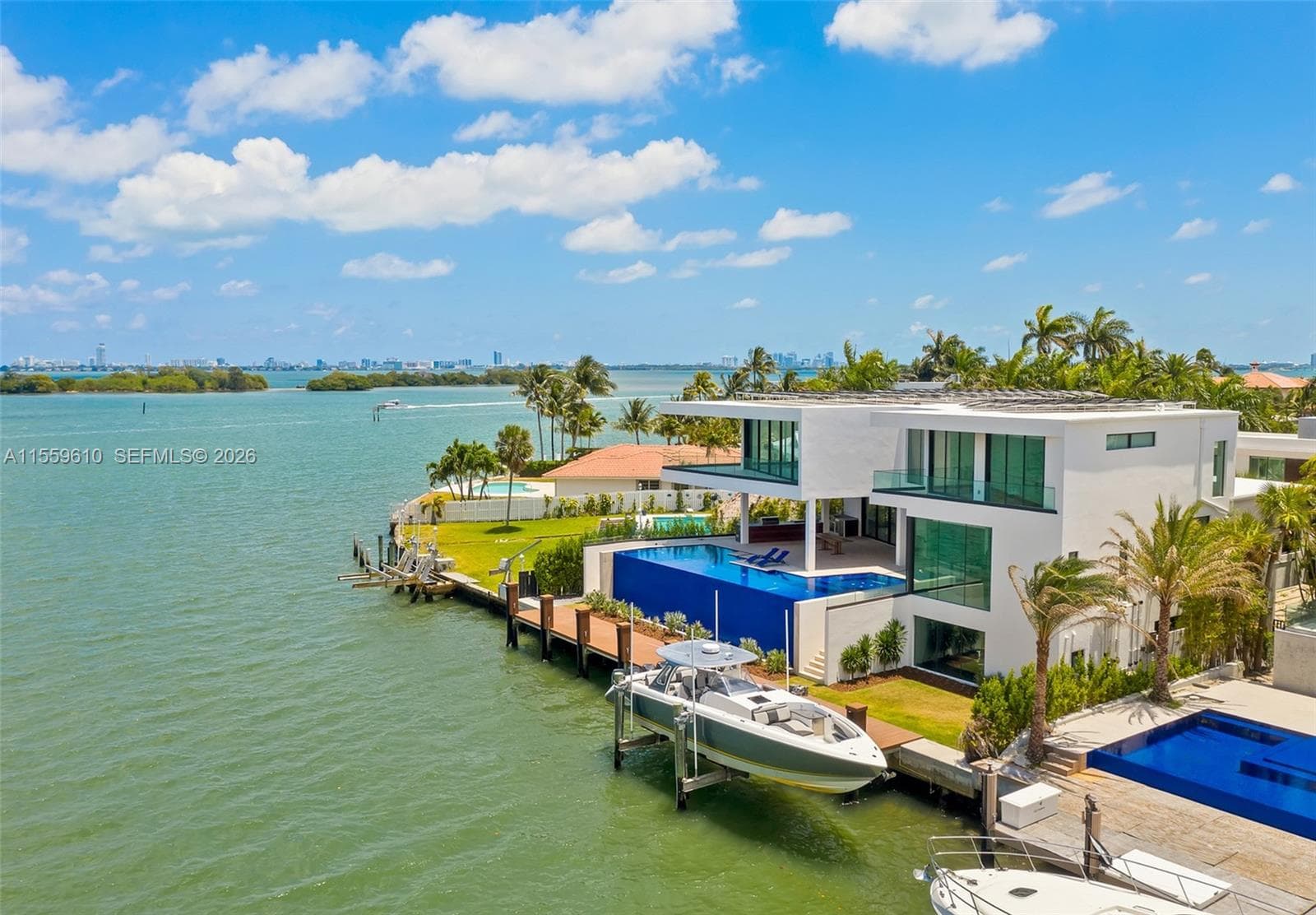 1133 Belle Meade Island Dr photo 4
