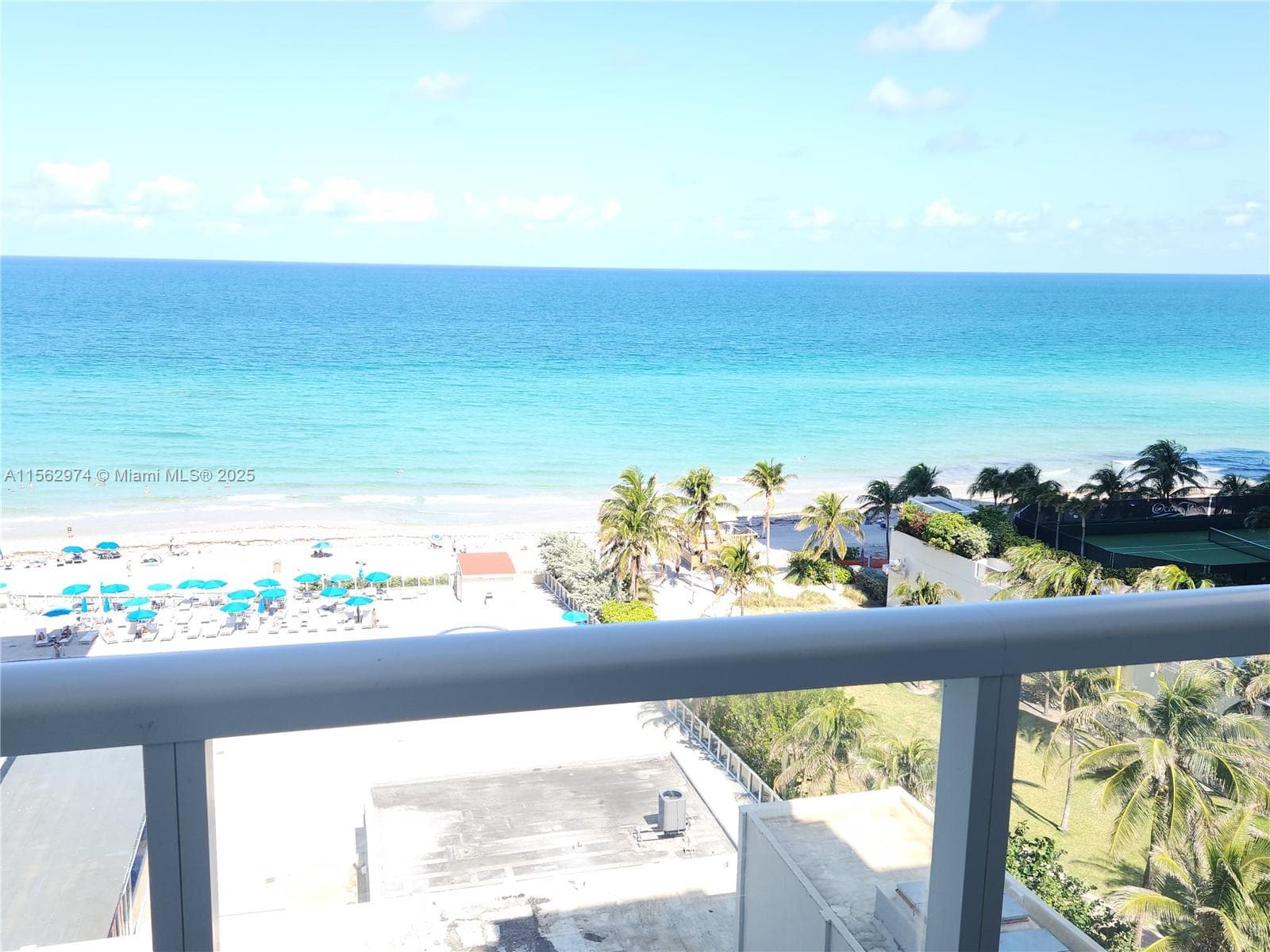 19201 Collins Ave 846 photo 8