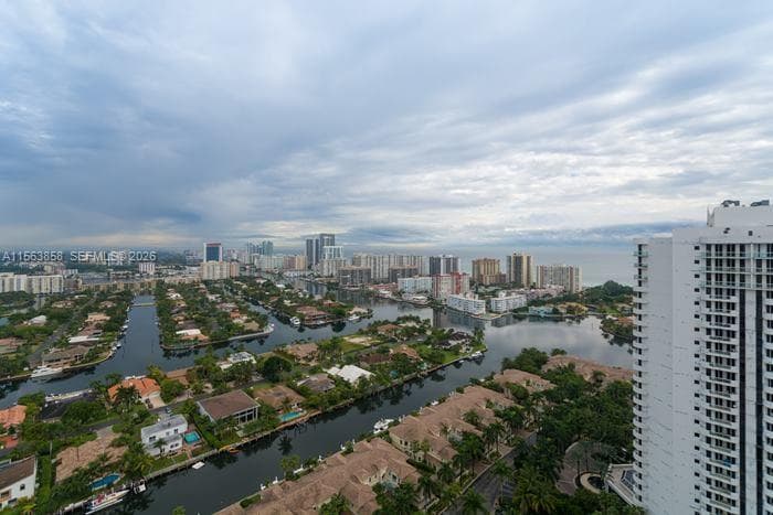 21205 Yacht Club Dr PH09 photo 19