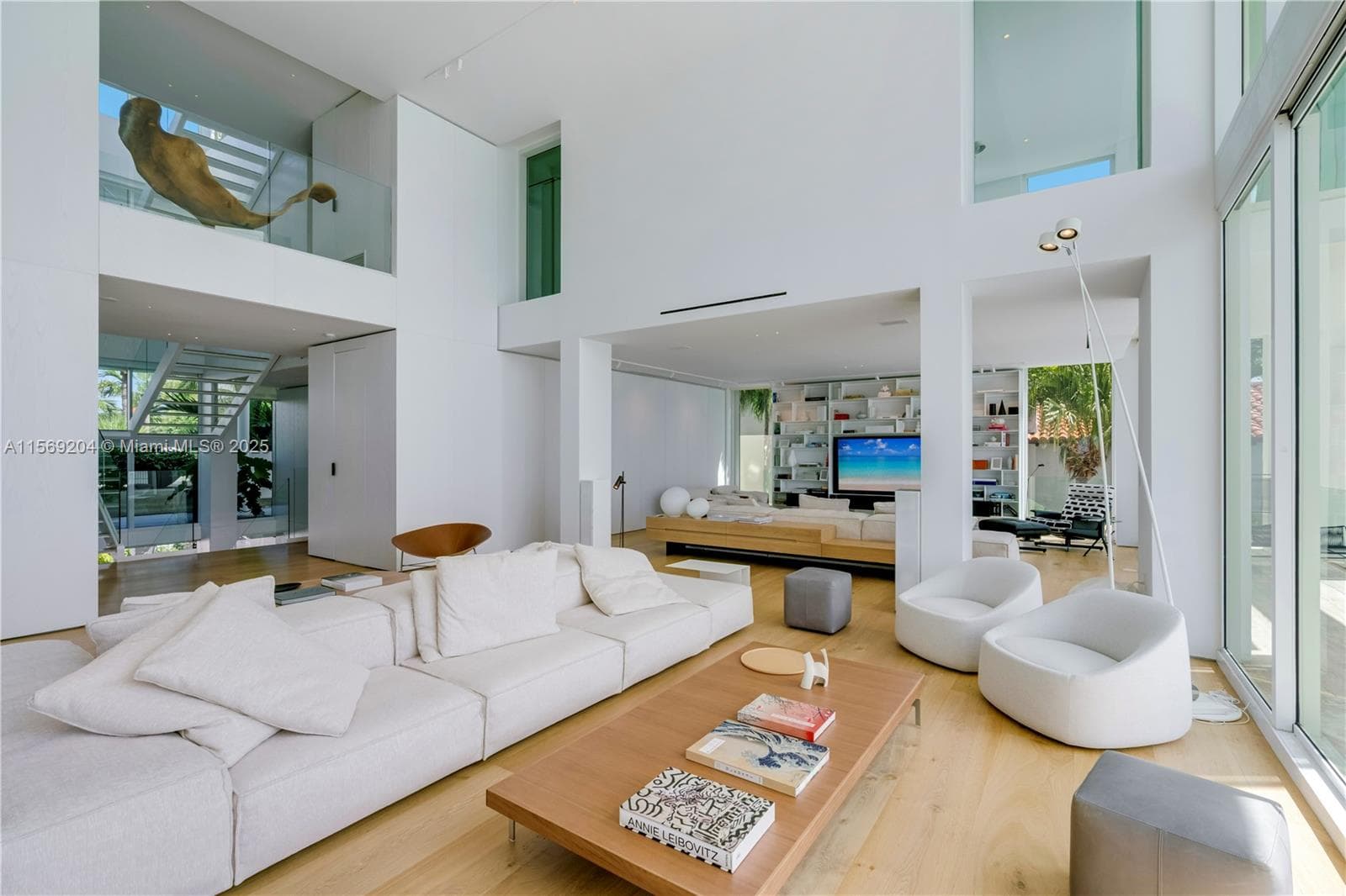 440 S Mashta Dr photo 12