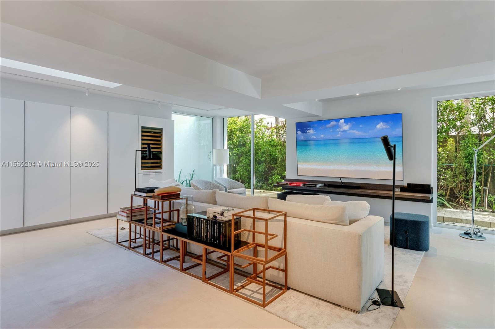 440 S Mashta Dr photo 18