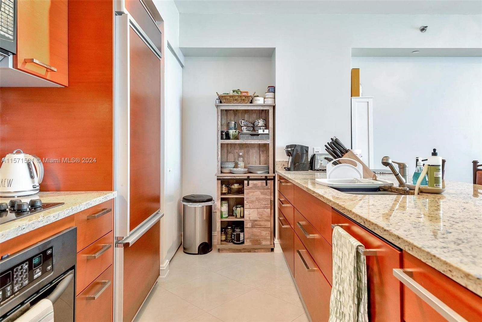 1830 Ocean Dr 4709 photo 18