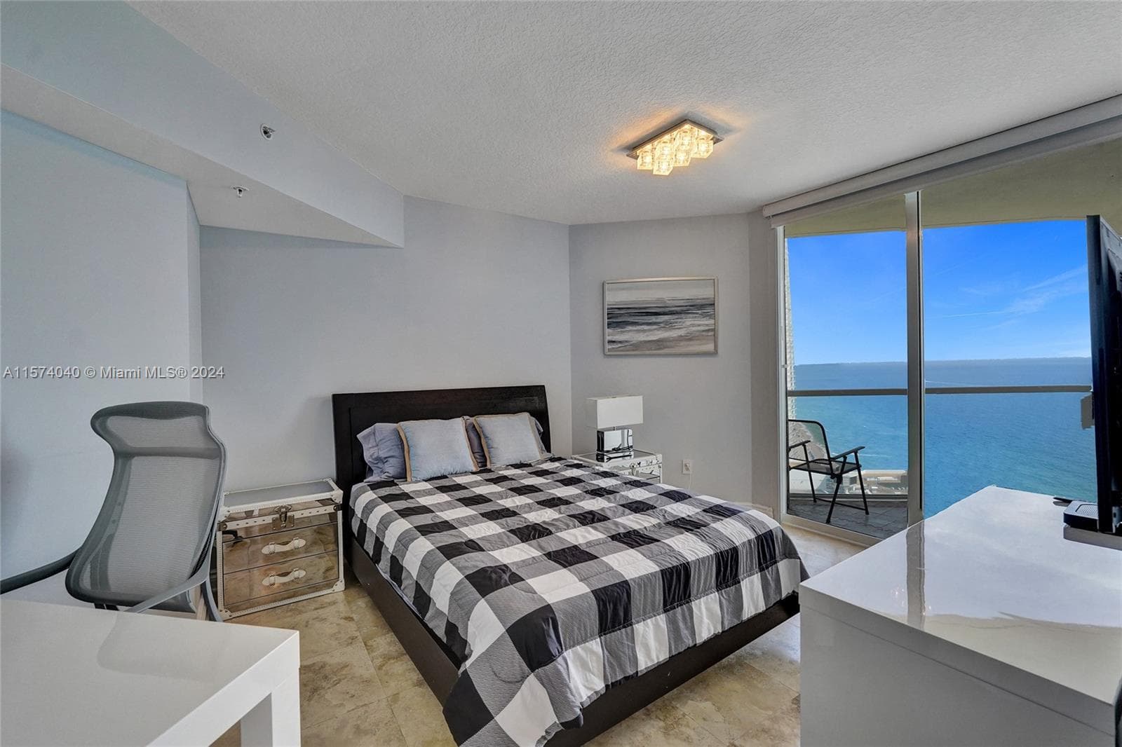 16699 Collins Ave 4106 photo 19