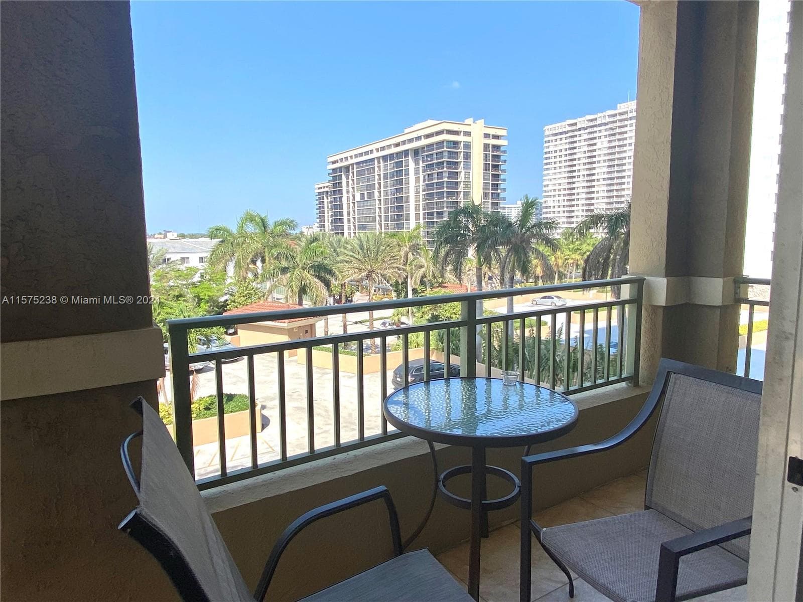 2080 S Ocean Dr 401 photo 17