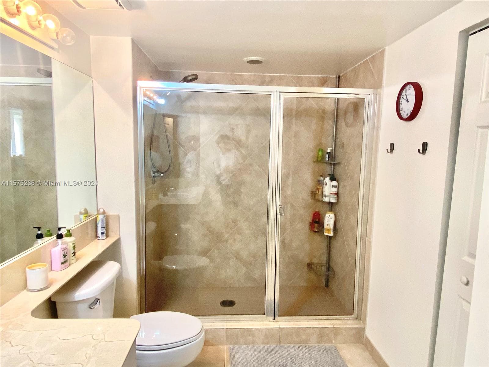 2080 S Ocean Dr 401 photo 19