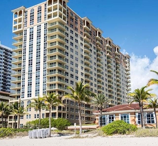 2080 S Ocean Dr 401 photo 4