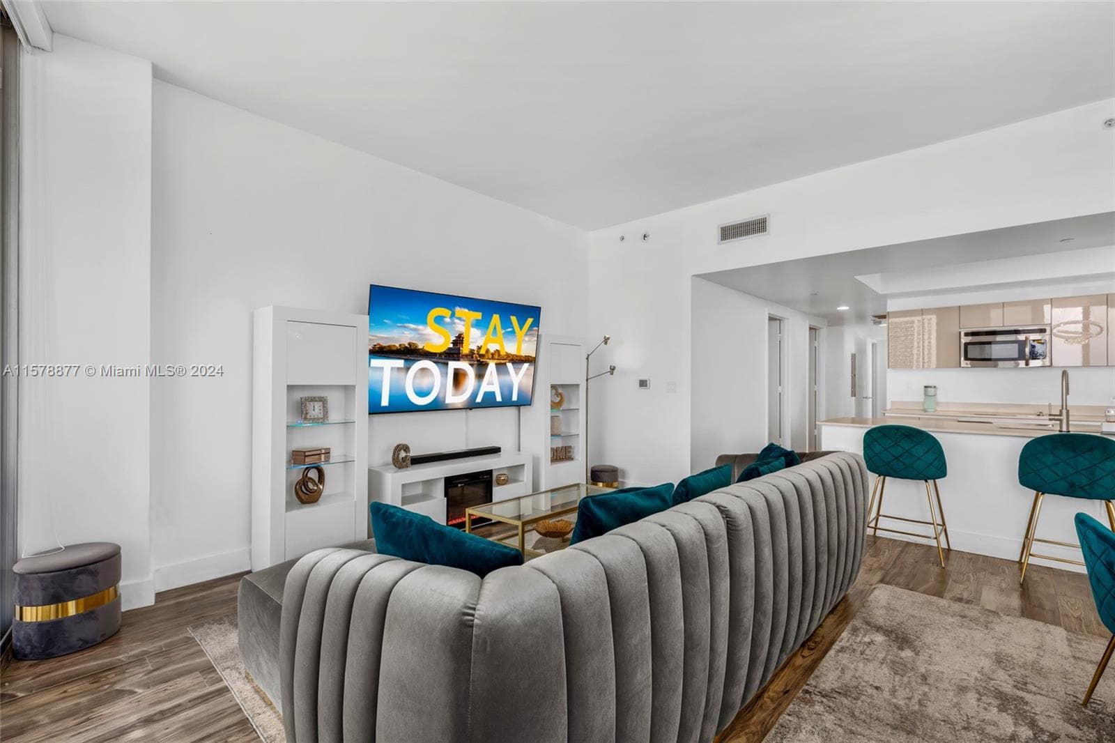 2600 E Hallandale Beach Blvd T3302 photo 6